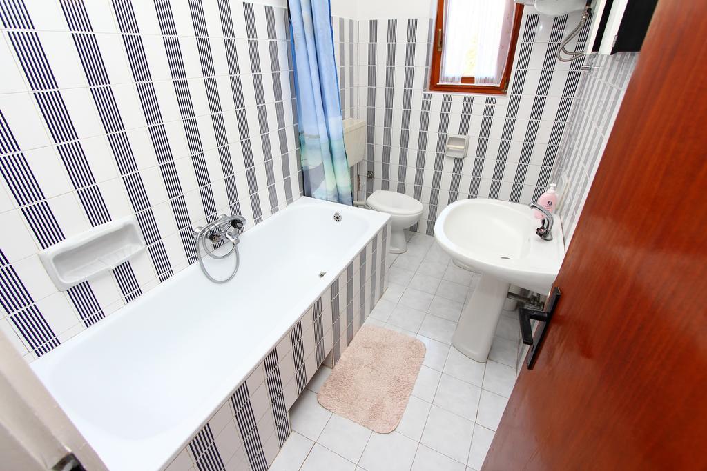 Apartments Antolovic Rovinj Bilik gambar