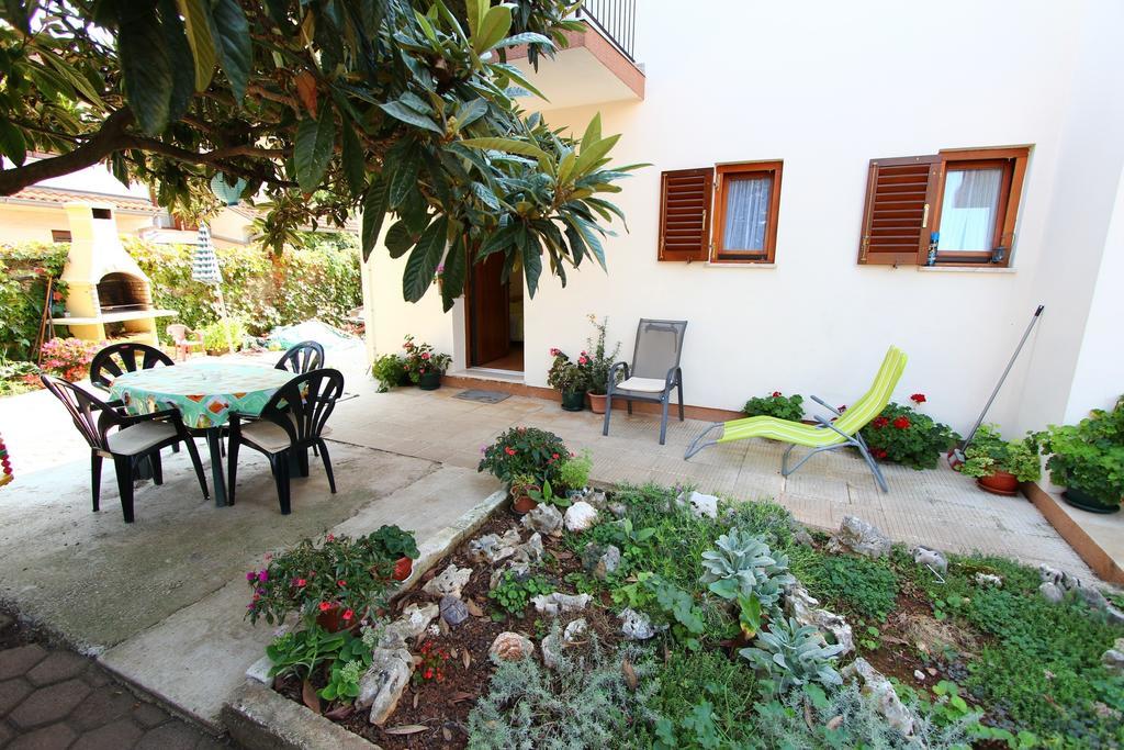 Apartments Antolovic Rovinj Bilik gambar