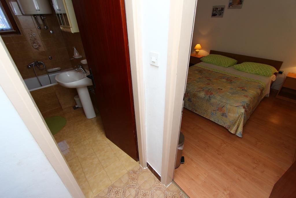 Apartments Antolovic Rovinj Bilik gambar